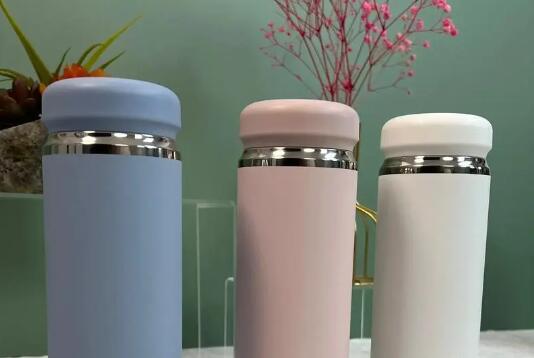 保溫杯免費(fèi)拿樣-是企業(yè)賺錢還是客戶占了便宜?