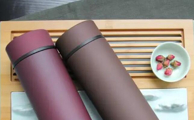 保溫杯定制廠家：互聯網電商成功的背后支柱